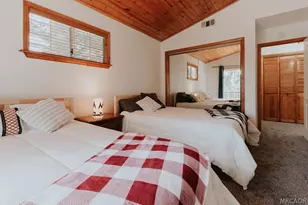 31909 Lookout Ln, Running Springs, CA 92382 - Photo 3
