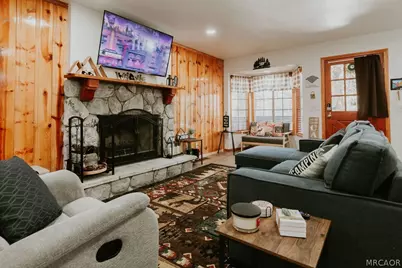 31909 Lookout Lane, Running Springs, CA 92382 - Photo 25