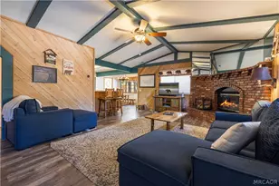 1009 White Mountain, Big Bear City, CA 93214 - Photo 3