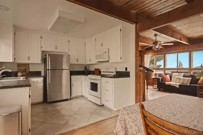 1284 Cortina Drive, Lake Arrowhead, CA 92352 - Photo 5
