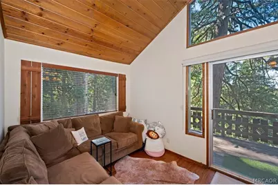 28974 Potomac Drive, Lake Arrowhead, CA 92352 - Photo 7