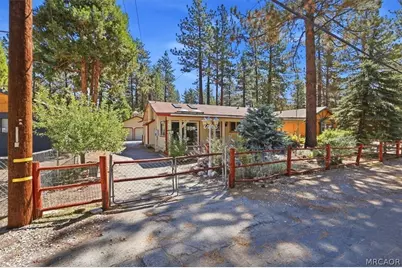 1016 Anita Avenue, Big Bear City, CA 92314 - Photo 5