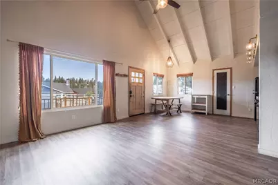 42585 Falcon Avenue, Big Bear Lake, CA 92315 - Photo 7