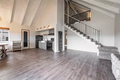 42585 Falcon Avenue, Big Bear Lake, CA 92315 - Photo 9