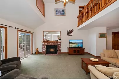 393 Brentwood Drive, Lake Arrowhead, CA 92352 - Photo 7
