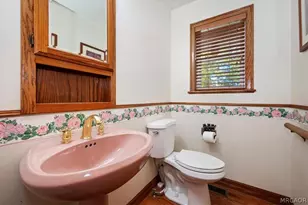 393 Brentwood Dr, Lake Arrowhead, CA 92352 - Photo 15