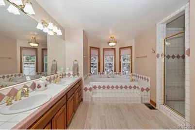 393 Brentwood Drive, Lake Arrowhead, CA 92352 - Photo 19