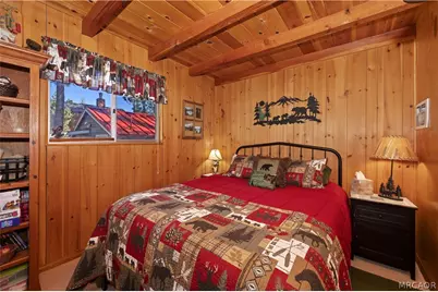 698 Highland Lane, Sugarloaf, CA 92386 - Photo 17