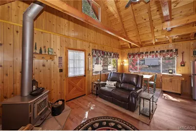 698 Highland Lane, Sugarloaf, CA 92386 - Photo 9