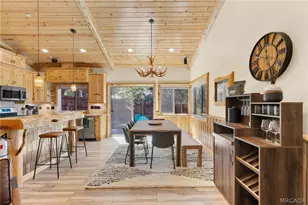 42765 Cougar Rd, Big Bear Lake, CA 92315 - Photo 9