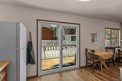 2013 Manzanita Lane, Big Bear City, CA 92314 - Photo 17