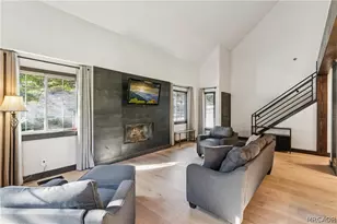 26370 Spyglass Dr, Lake Arrowhead, CA 92352 - Photo 11
