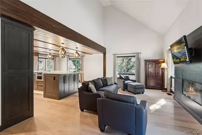 26370 Spyglass Drive, Lake Arrowhead, CA 92352 - Photo 3