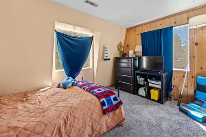 367 W Meadow Lane, Big Bear City, CA 92314 - Photo 15