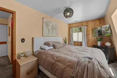 367 W Meadow Lane, Big Bear City, CA 92314 - Photo 25