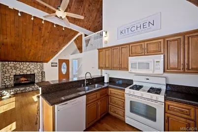 1234 Klondike Drive, Lake Arrowhead, CA 92352 - Photo 17