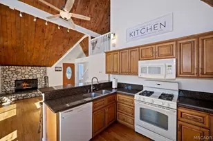 1234 Klondike Dr, Lake Arrowhead, CA 92352 - Photo 17