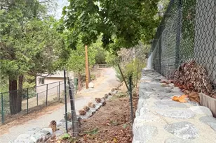 934 Teakwood Dr, Lake Arrowhead, CA 92352 - Photo 55