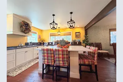 934 Teakwood Drive, Lake Arrowhead, CA 92352 - Photo 15