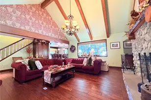 934 Teakwood Dr, Lake Arrowhead, CA 92352 - Photo 11
