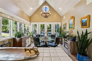 28976 Partridge Pl, Lake Arrowhead, CA 92352 - Photo 9