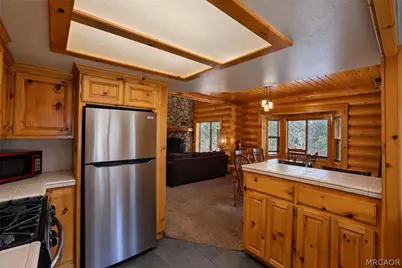 656 St Moritz Drive, Big Bear Lake, CA 92315 - Photo 11