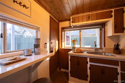 626 Elysian Boulevard, Big Bear City, CA 92314 - Photo 13