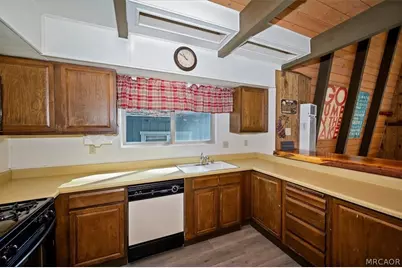 42934 Fairy Avenue, Big Bear Lake, CA 92315 - Photo 19