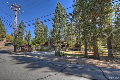 1062 Fawnskin Drive, Fawnskin, CA 92333 - Photo 43