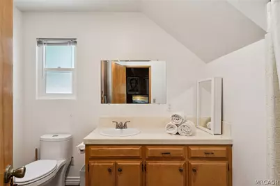 582 Grass Valley Court, Lake Arrowhead, CA 92352 - Photo 23