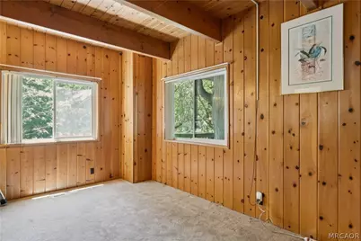582 Grass Valley Court, Lake Arrowhead, CA 92352 - Photo 25