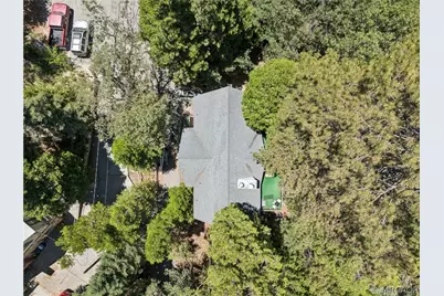 582 Grass Valley Court, Lake Arrowhead, CA 92352 - Photo 33