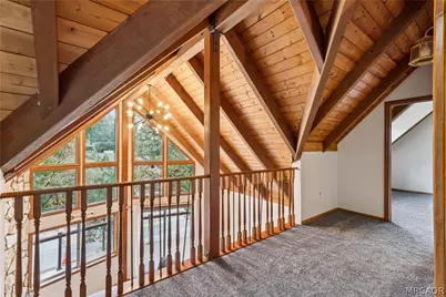 27157 Peninsula Drive, Lake Arrowhead, CA 92352 - Photo 5