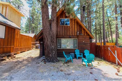 202 W Sherwood Boulevard, Big Bear City, CA 92314 - Photo 1
