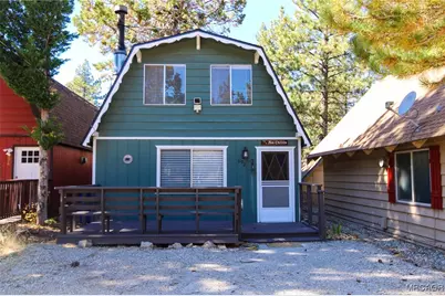 692 San Bernardino Avenue, Sugarloaf, CA 92386 - Photo 1