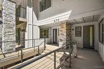 679 Summit Boulevard, Big Bear Lake, CA 92315 - Photo 3