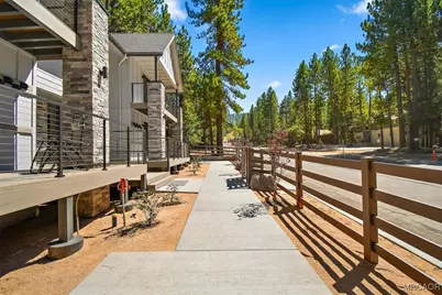 679 Summit Boulevard, Big Bear Lake, CA 92315 - Photo 45