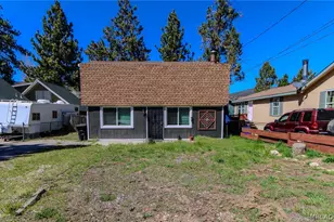913 W Aeroplane Blvd, Big Bear City, CA 92314 - Photo 1