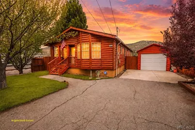 1035 W Fairway Boulevard, Big Bear City, CA 92314 - Photo 1