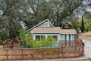 1557 Edgecliff Dr, Lake Arrowhead, CA 92352 - Photo 1