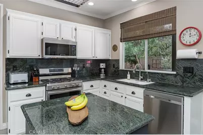 7038 Harvest Lane, Riverside, CA 92506 - Photo 19