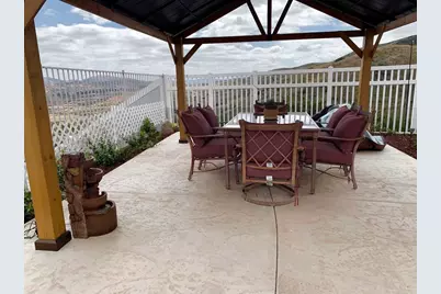 27678 Trailhead Court, Corona, CA 92883 - Photo 11