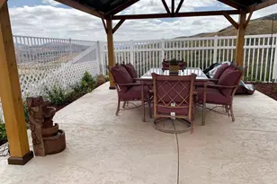 27678 Trailhead Ct, Corona, CA 92883 - Photo 11