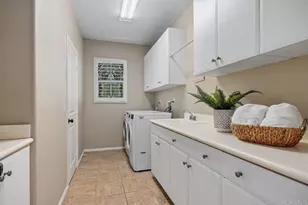 3425 Moon Field Dr, Carlsbad, CA 92010 - Photo 29