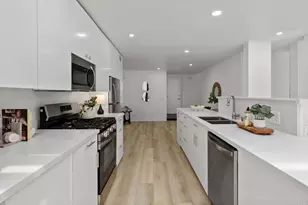 4679 Robbins St, San Diego, CA 92122 - Photo 15