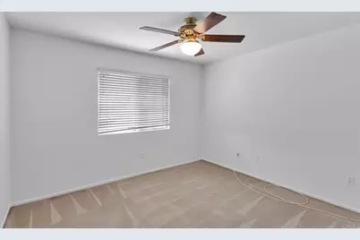 13523 Merry Oaks, Victorville, CA 92392 - Photo 35