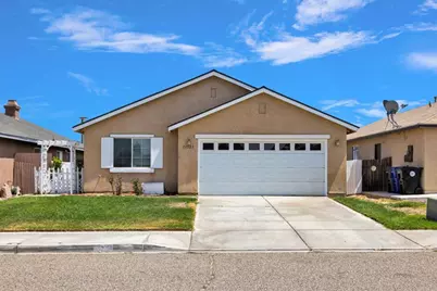 13523 Merry Oaks, Victorville, CA 92392 - Photo 1