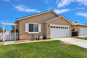 13523 Merry Oaks, Victorville, CA 92392 - Photo 3