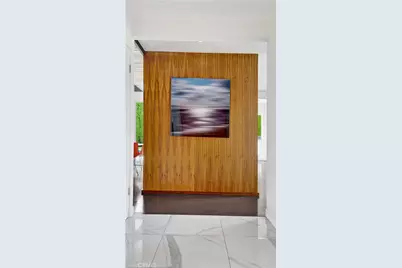2000 Nautilus Lane, Newport Beach, CA 92660 - Photo 13