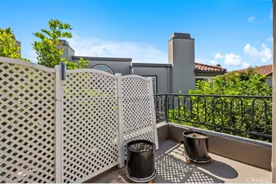 19373 Peachtree, Huntington Beach, CA 92648 - Photo 33